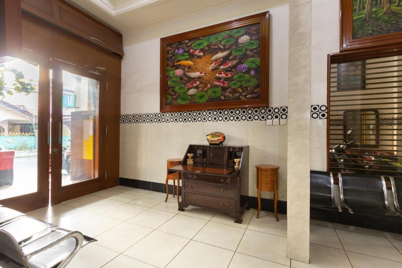 Homestay Gayatri Sawojajar Near Univ Negeri Malang Kampus 2 Mitra Reddoorz Exterior foto